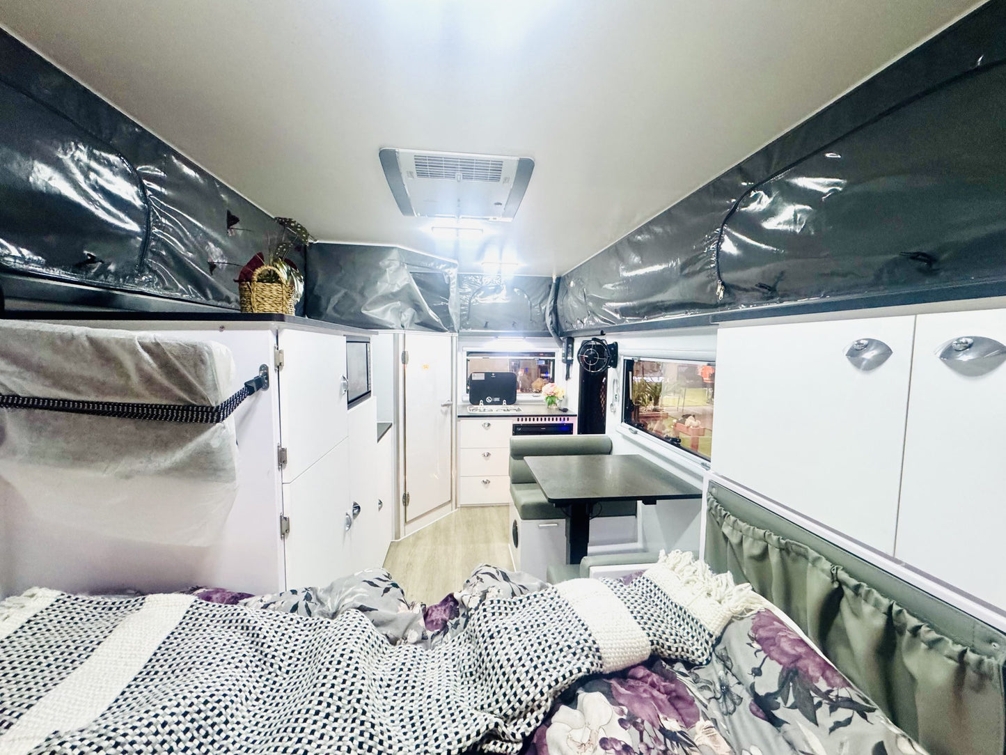 CARAVAN T-REX T16 XTREME