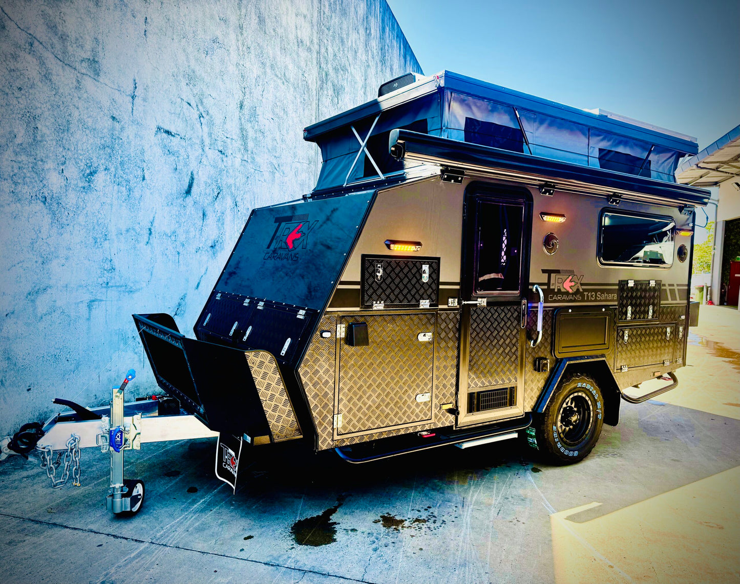 CARAVAN T-REX T13 SAHARA