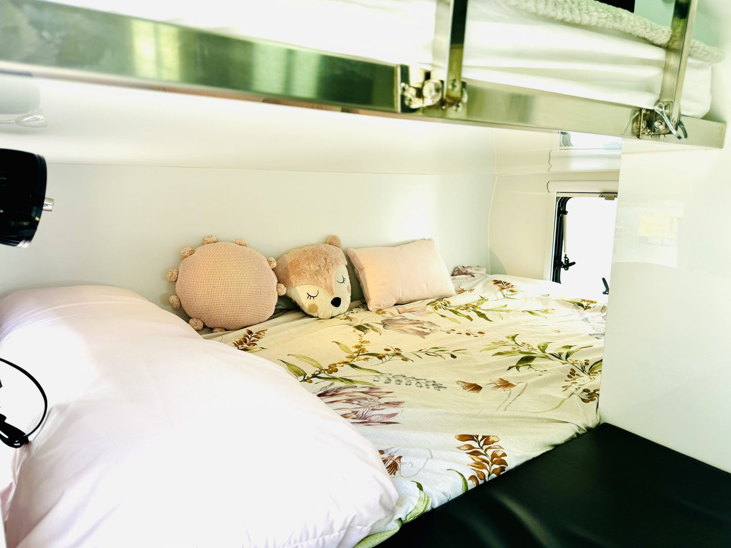 CARAVAN T-REX T16 ENSUITE BUNKS