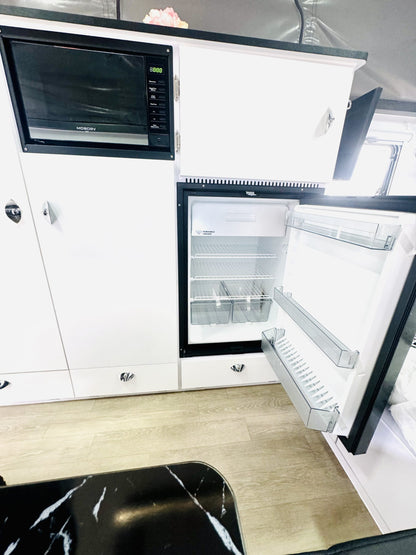 CARAVAN T-REX T16 ENSUITE BUNKS